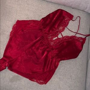 Lingerie/sleepwear/loungewear